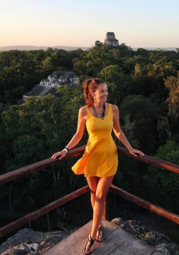 TOUR PRIVADO EN BOTE LAGO PETEN ITZA Y ATARDECER TIKAL DESDE FLORES